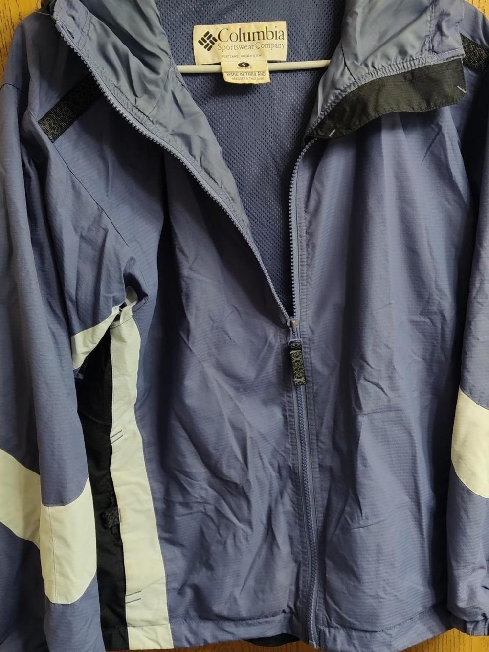 Columbia Women's Light Blue Rain Jacket with White & Black Accents
